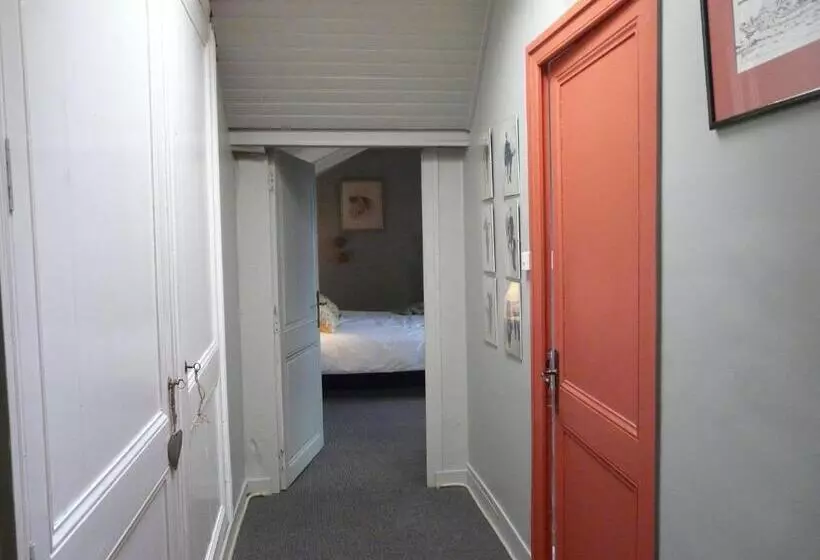 Aamiaismajoitus (B&B) Manoir Tregont Mab