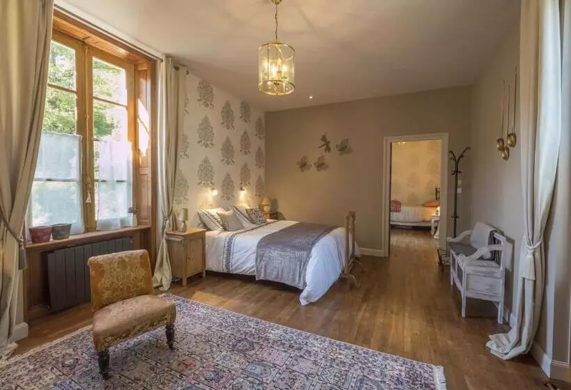 Aamiaismajoitus (B&B) Manoir Tregont Mab