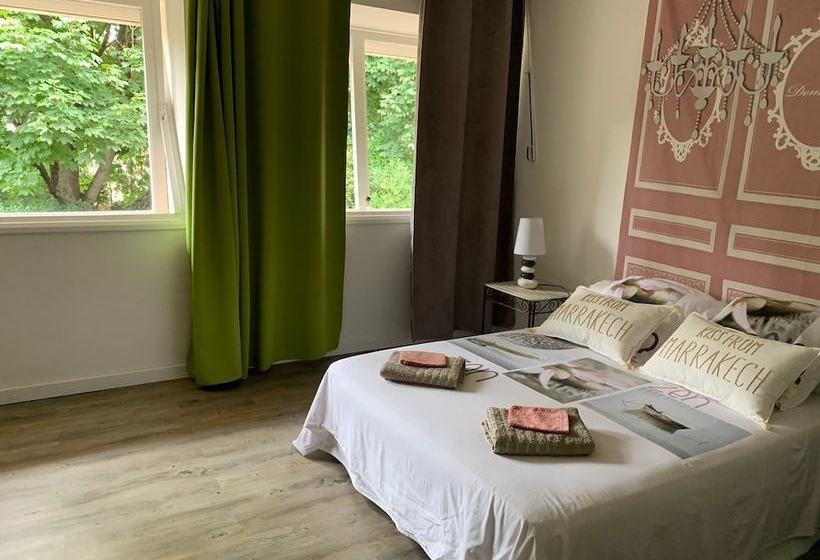 住宿加早餐  Villa Saron