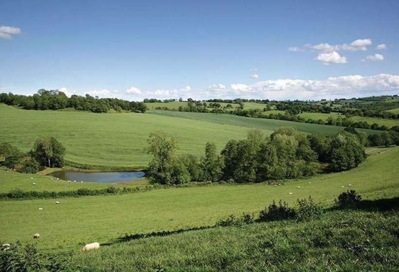 Hampton Wafre Cottage