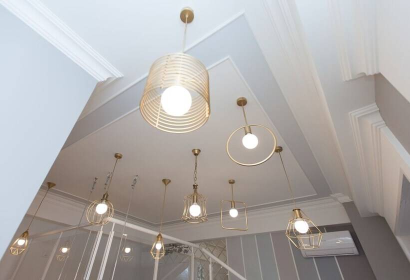 Kvart Apartment Dobryninskaya With Sauna