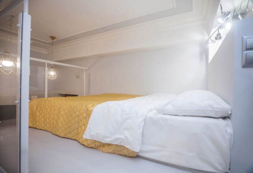 Kvart Apartment Dobryninskaya With Sauna