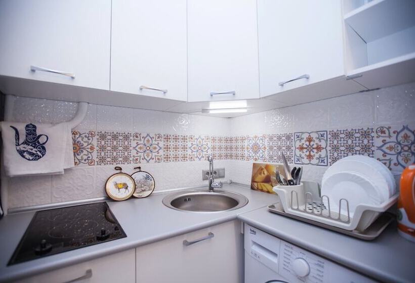 Kvart Apartment Dobryninskaya With Sauna