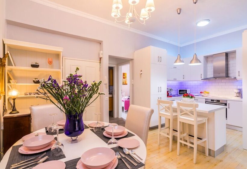 Nicol House And Suite In Corfu Town By Konnect