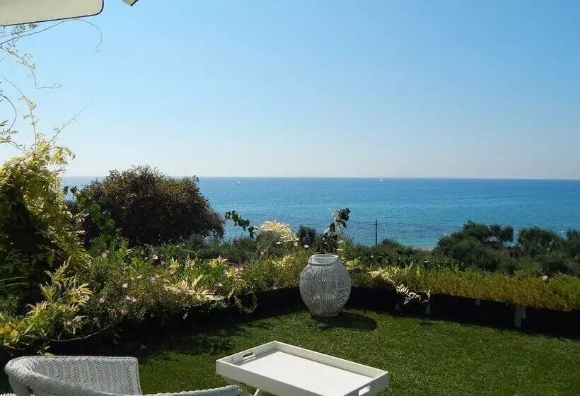 Palmina Mare Villa And Studios