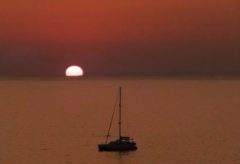 Palmina Mare Villa And Studios