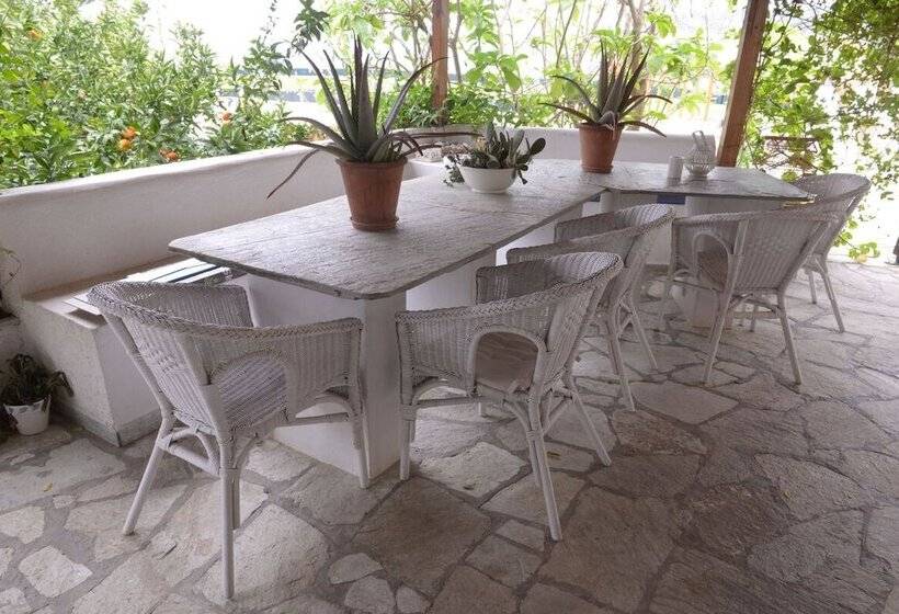 Palmina Mare Villa And Studios