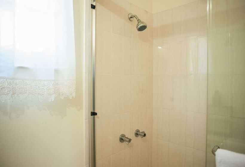 Pearl Island Cottage At Draxhall Country Club