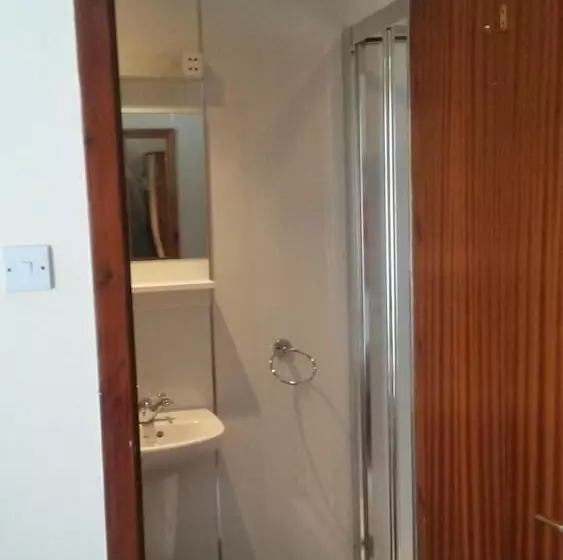 Majatalo Beeches Guest House