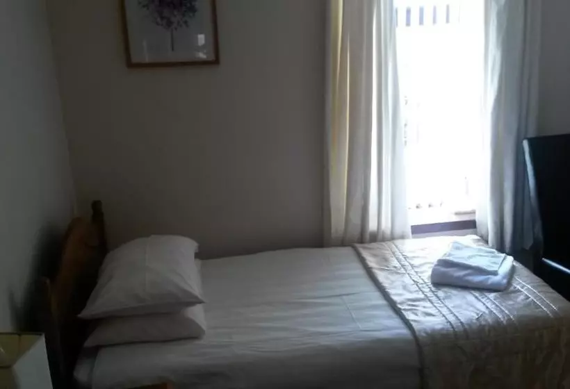 Majatalo Beeches Guest House