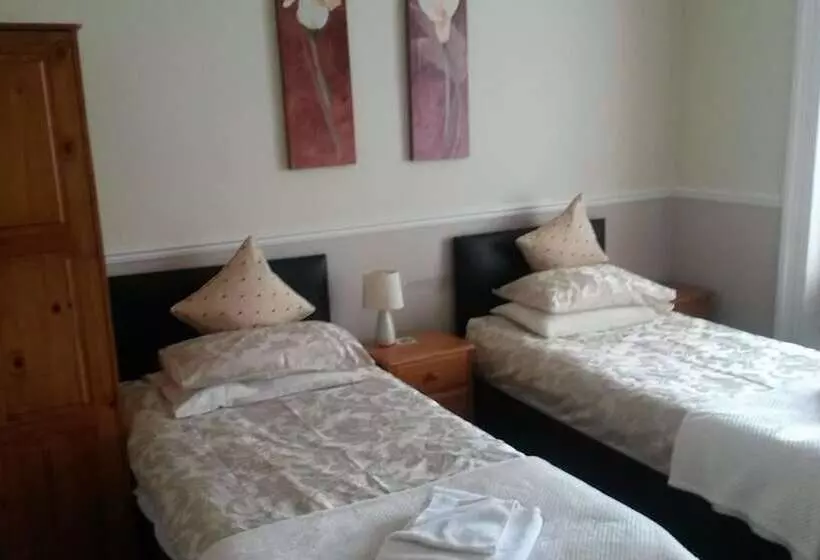 Majatalo Beeches Guest House