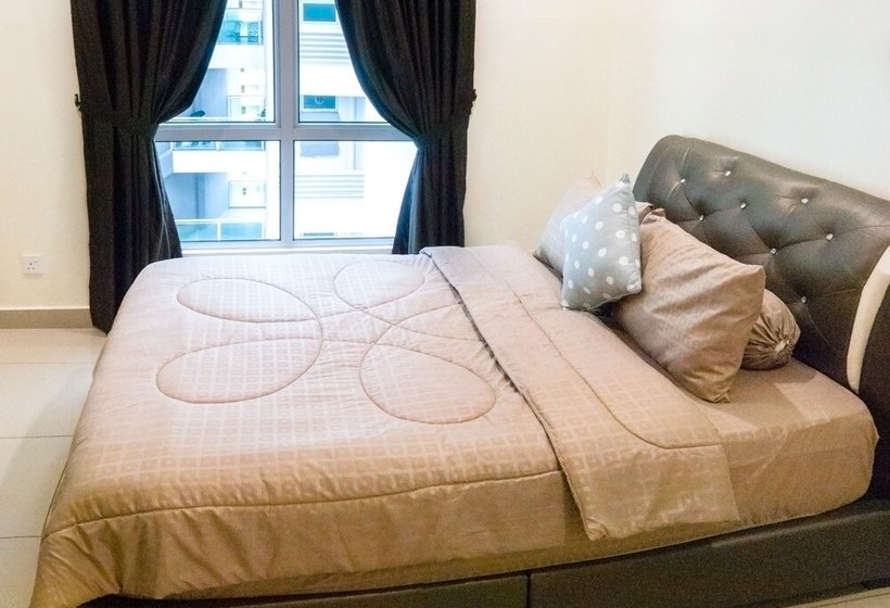 Summerton Luxury Suites By D Imperio Homestay