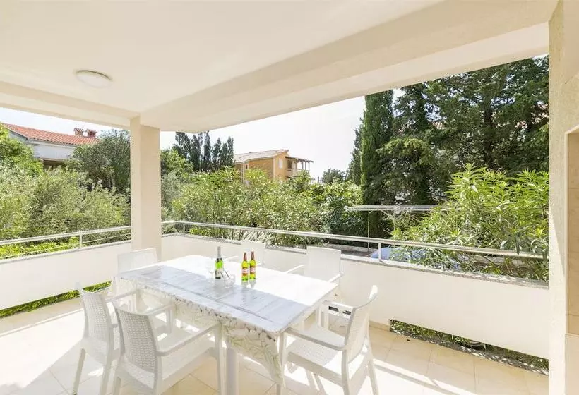Apartment Bernardo