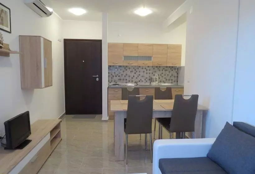 Apartment Denis