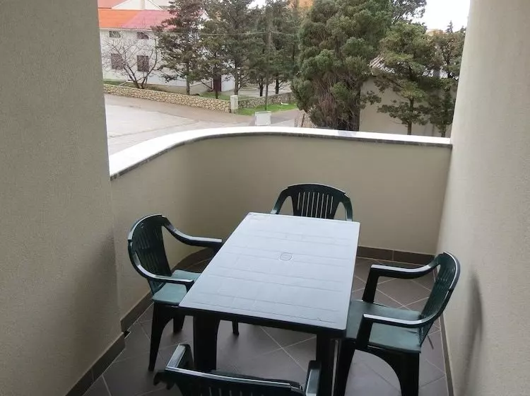 Apartment Denis