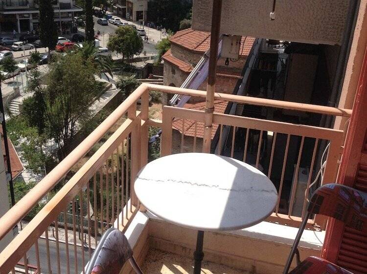 Apartment On Stefanou Tatti 1