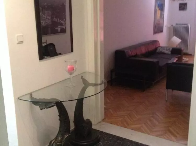 Apartment On Stefanou Tatti 1