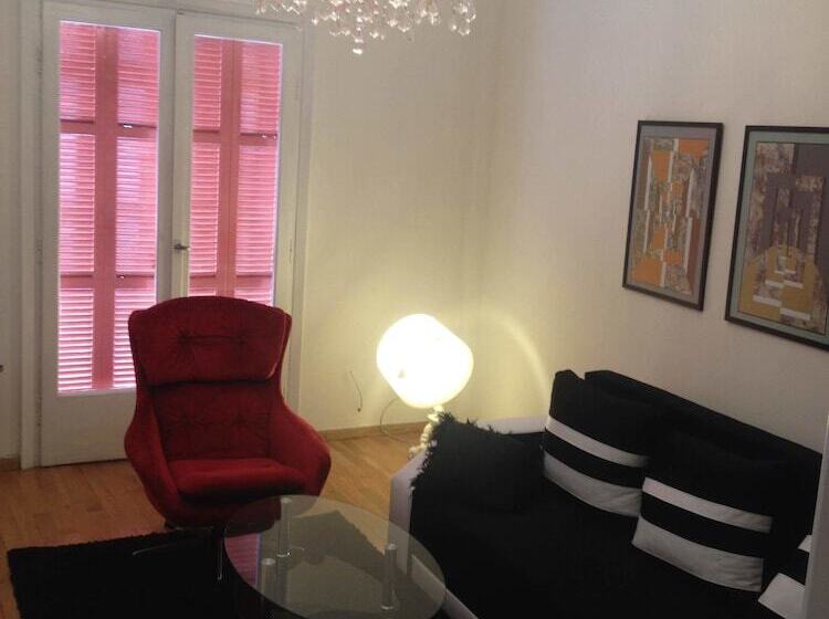 Apartment On Stefanou Tatti 1