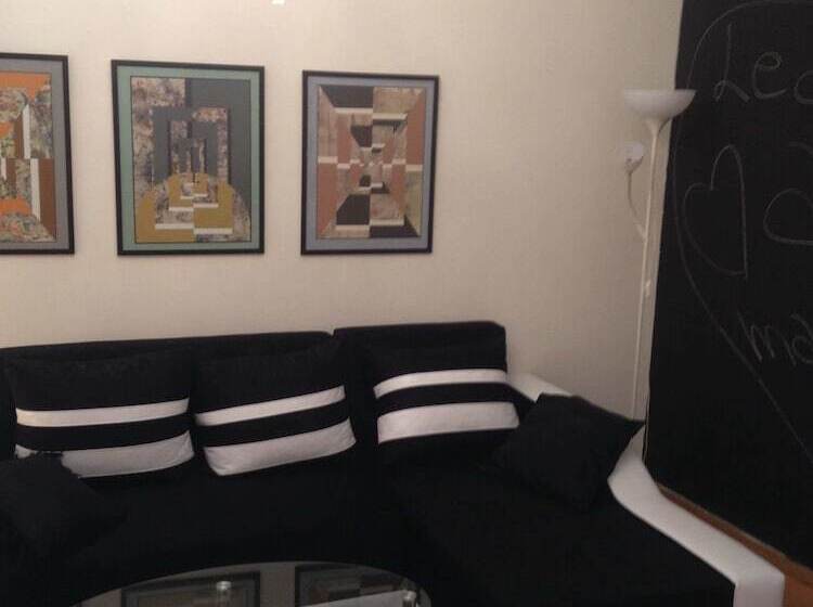 Apartment On Stefanou Tatti 1