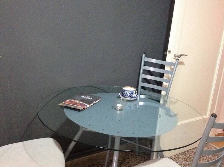 Apartment On Stefanou Tatti 1