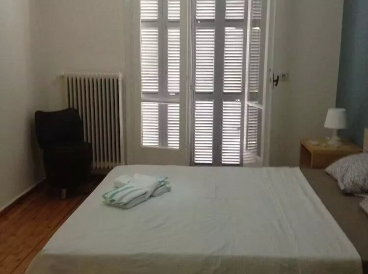 Apartment On Stefanou Tatti 1