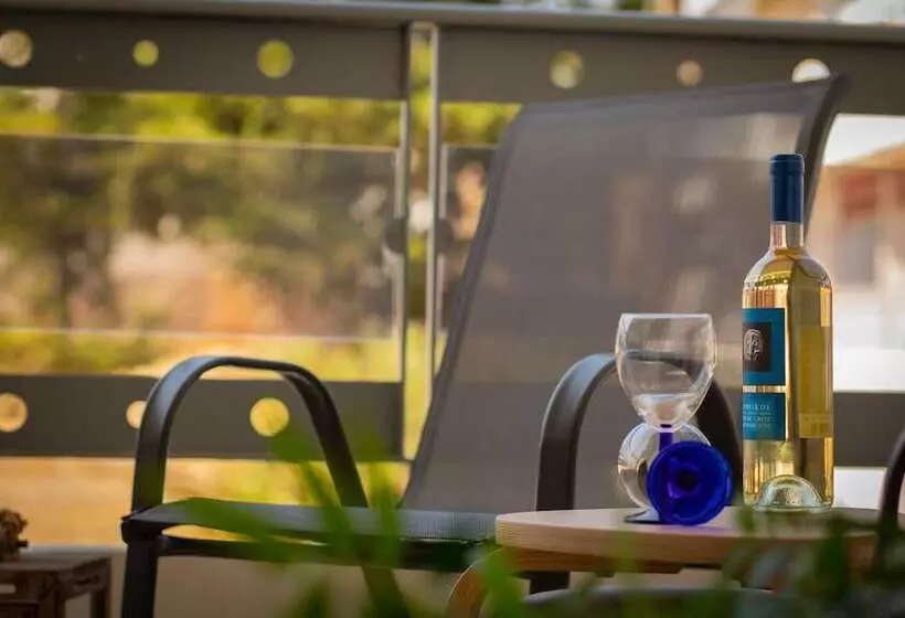 Athens Airport Lodge