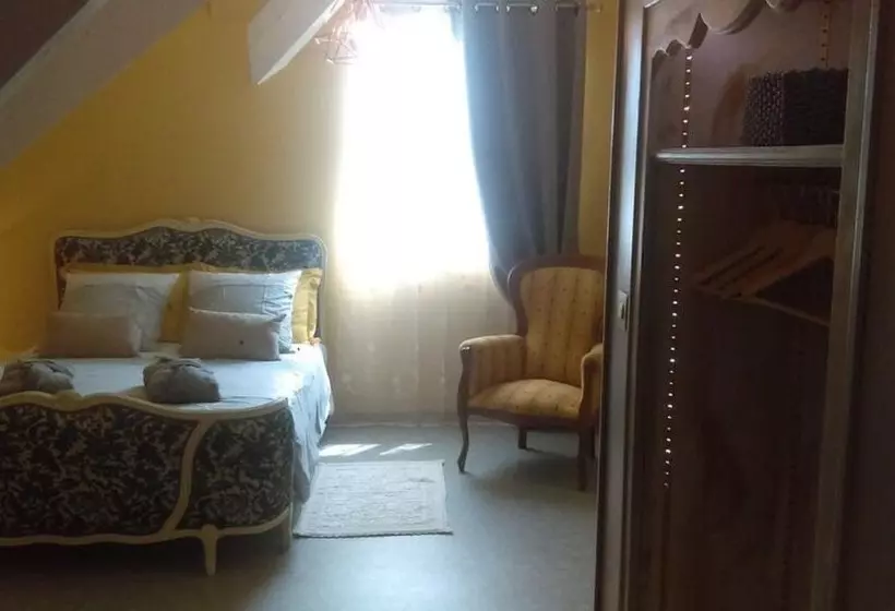 Aamiaismajoitus (B&B) Chambre D Hôtes La Mare