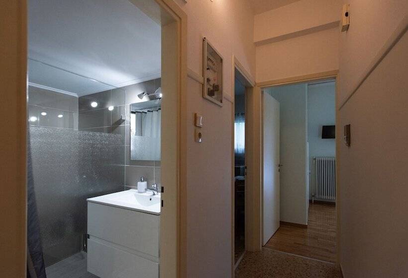 Blue Ark Athenian Nest