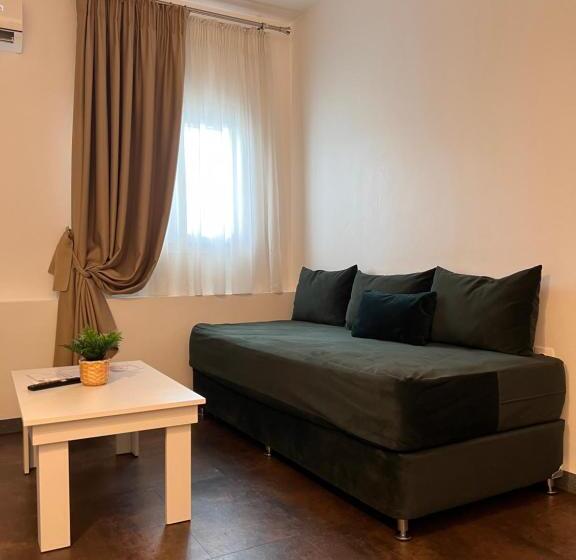 Luxor Premium Suites