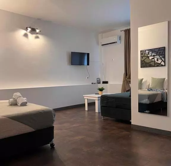 Luxor Premium Suites