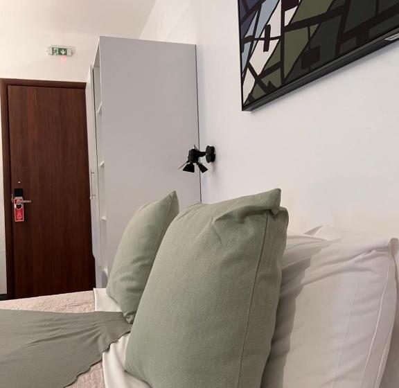 Luxor Premium Suites