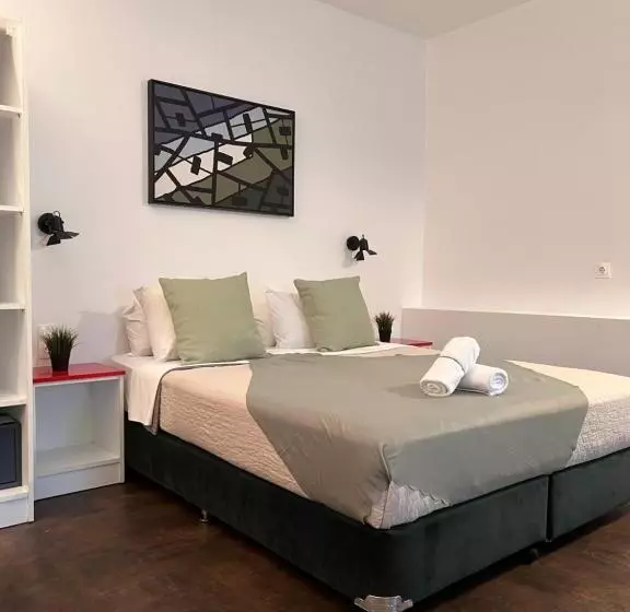 Luxor Premium Suites