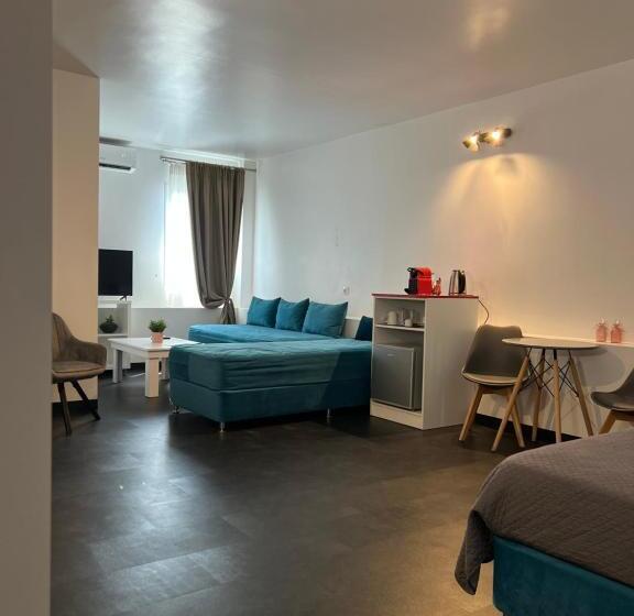 Luxor Premium Suites