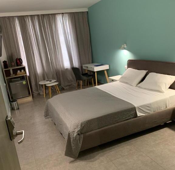 Luxor Premium Suites