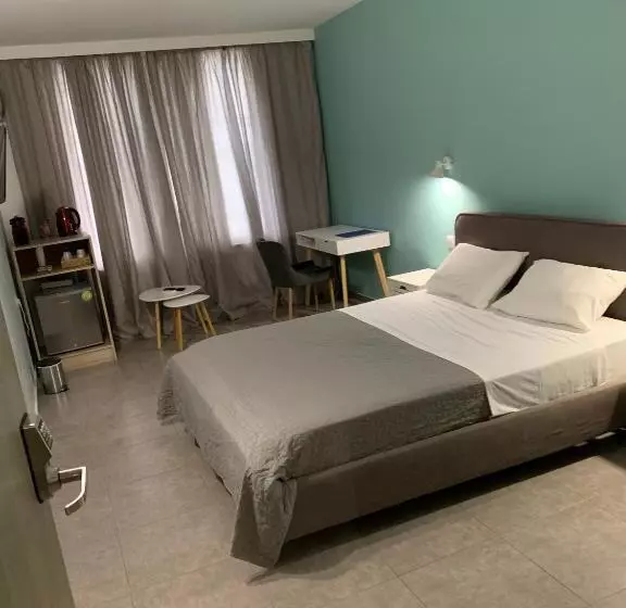 Luxor Premium Suites