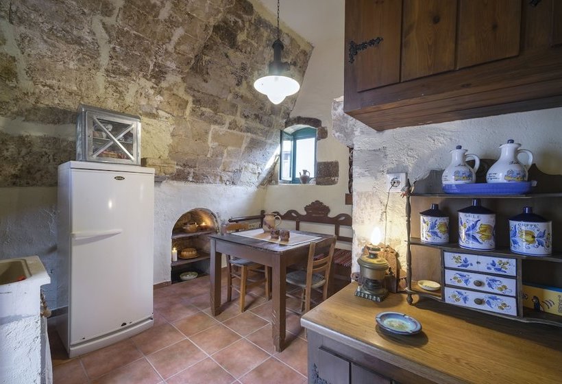 Moundros 1620 Venetian Residence