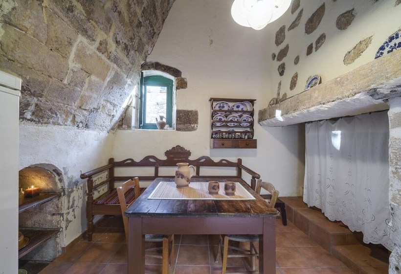 Moundros 1620 Venetian Residence