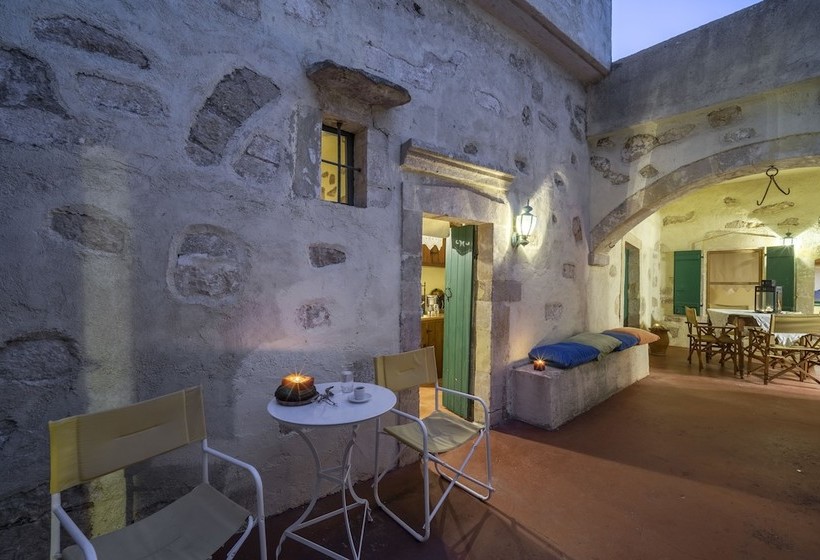 Moundros 1620 Venetian Residence