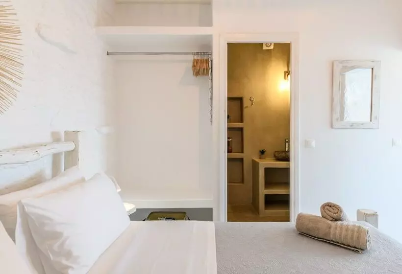 Mykonos Supreme Comfort Suites & Villas