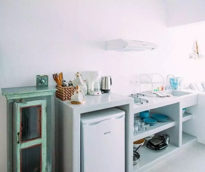 Mykonos Supreme Comfort Suites & Villas