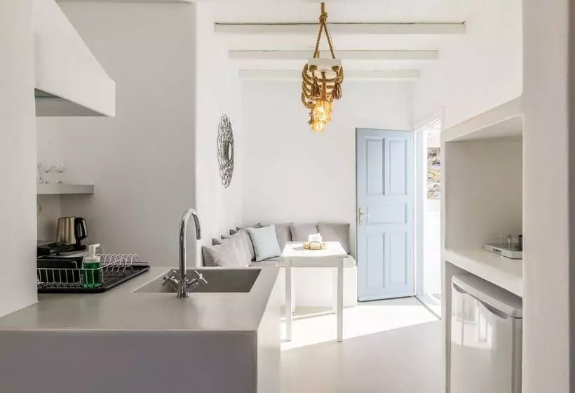 Mykonos Supreme Comfort Suites & Villas