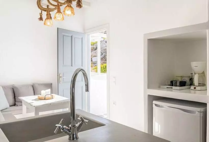 Mykonos Supreme Comfort Suites & Villas