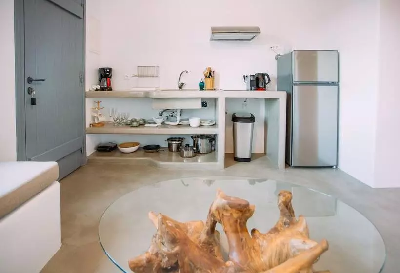 Mykonos Supreme Comfort Suites & Villas