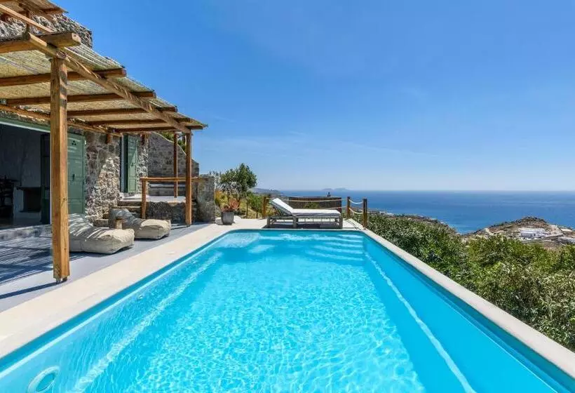 Mykonos Supreme Comfort Suites & Villas