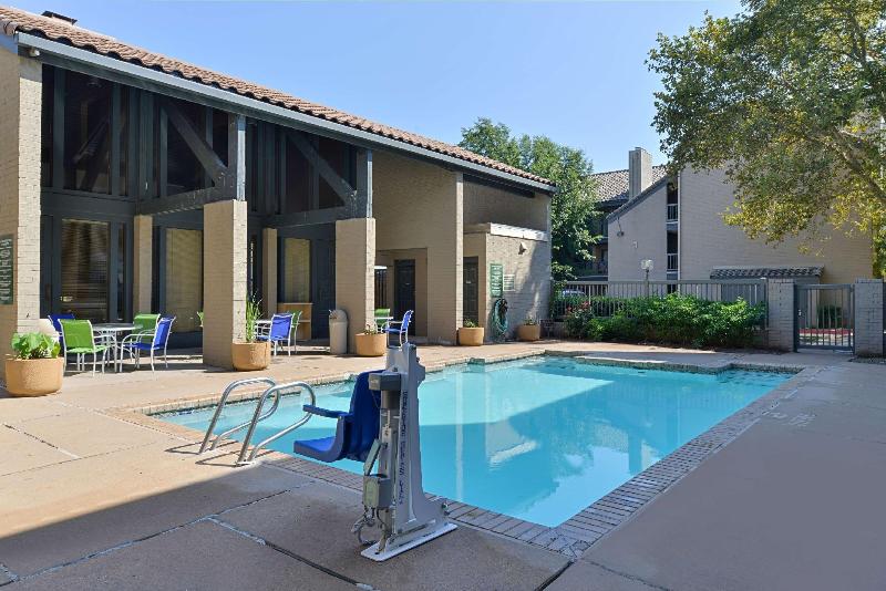 호텔 Americas Best Value Inn & Suites Extended Stay Tulsa