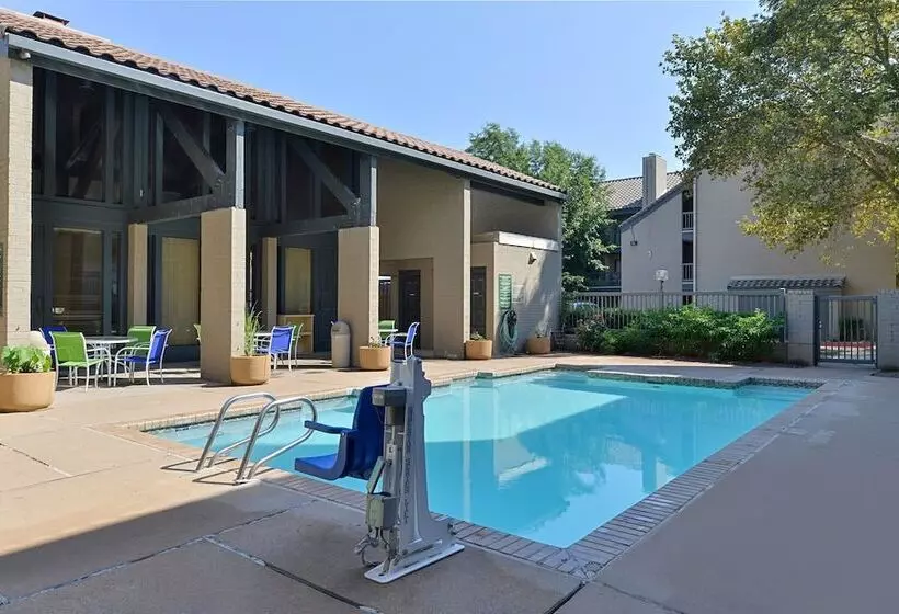 Hotel Americas Best Value Inn & Suites Extended Stay Tulsa