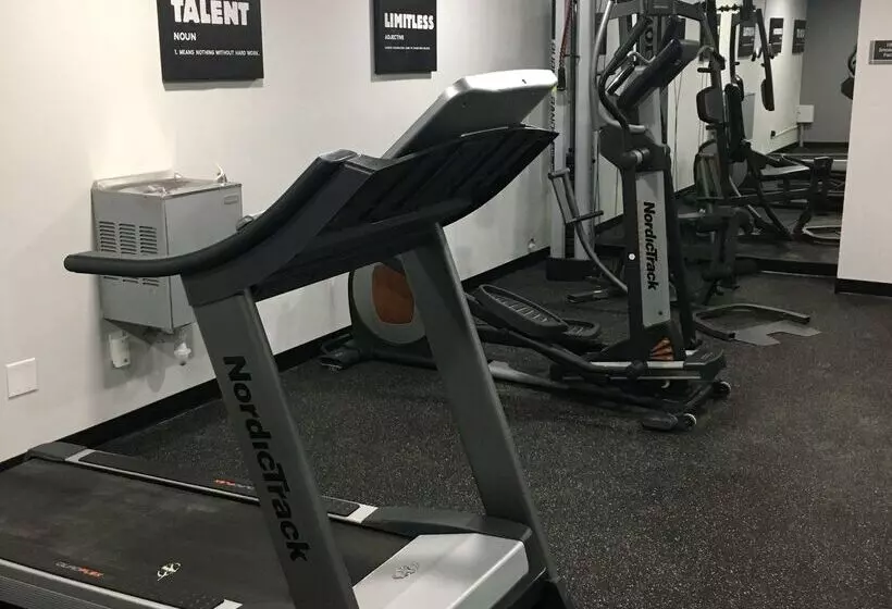 Отель West Valley Inn