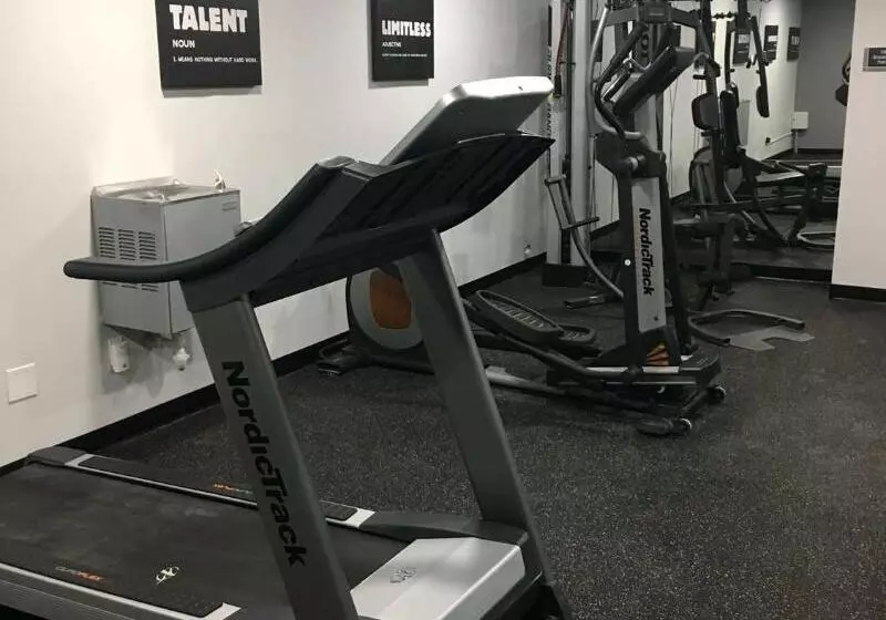 Отель West Valley Inn