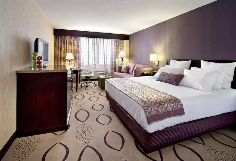 Best Western Brooklyn Center Hotel & Conference Center