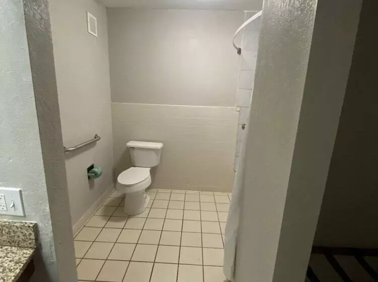 酒店 Days Inn By Wyndham Ozark